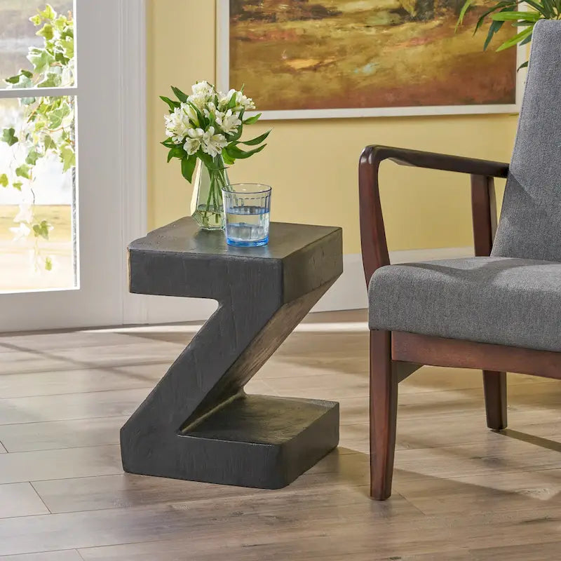 Table d'appoint en béton léger