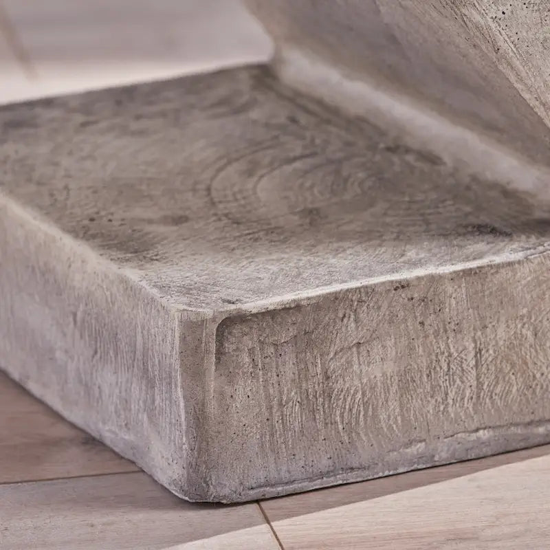 Table d'appoint en béton léger
