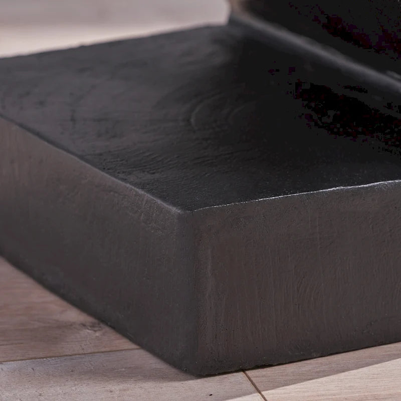 Table d'appoint en béton léger