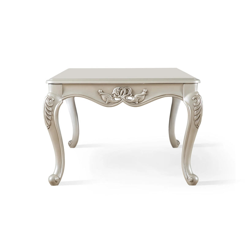 Table basse traditionnelle Clarissa en bois massif avec pieds sculptés