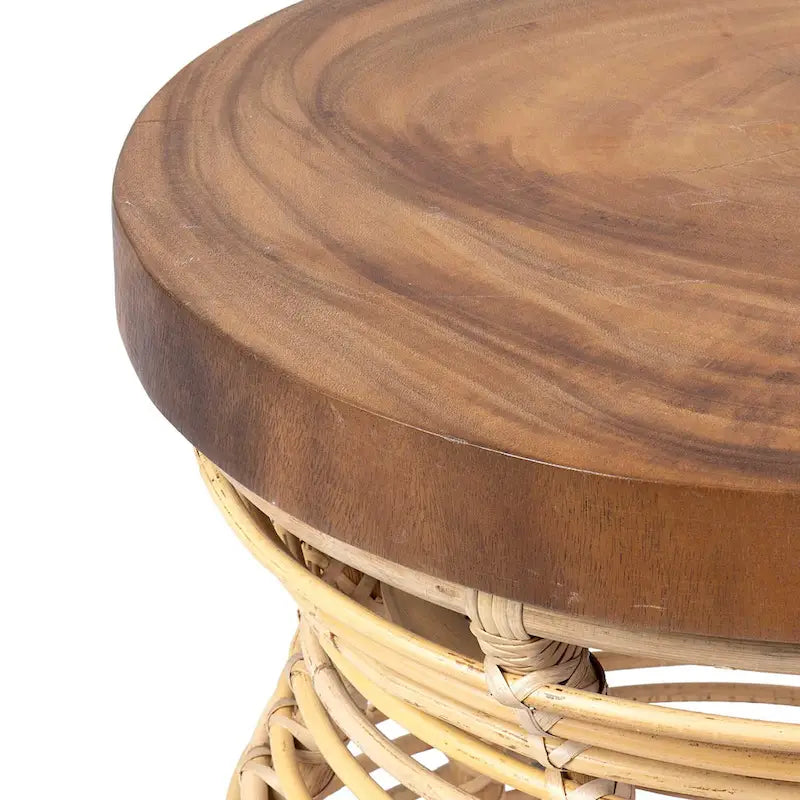 Table d'appoint en rotin avec plateau en bois massif par